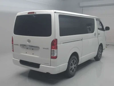 Toyota RegiusAce