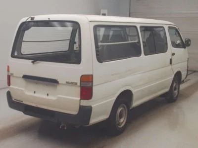 Toyota HiAce Van