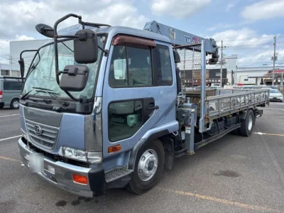 Nissan CONDOR