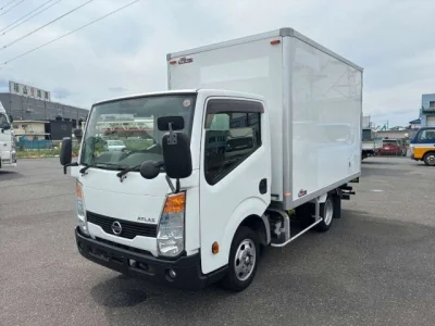 Nissan ATLAS
