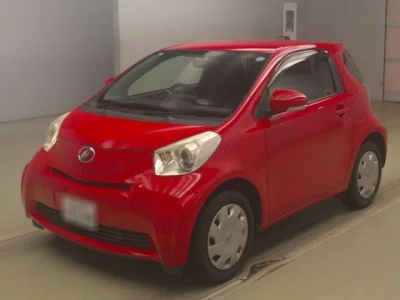 Toyota iQ