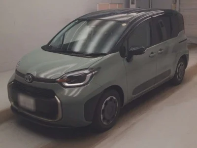 Toyota Sienta
