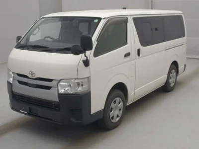 Toyota RegiusAce