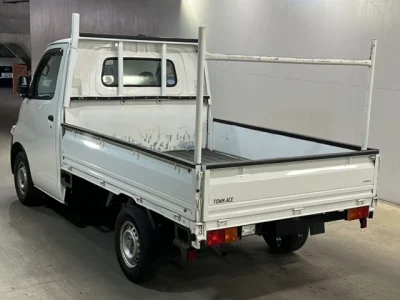 Toyota TownAce Truck