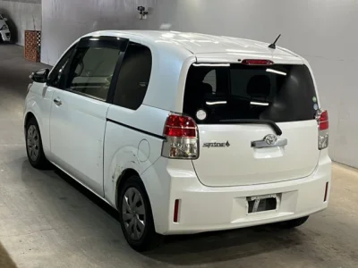 Toyota Spade