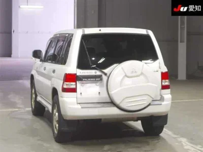 Mitsubishi Pajero iO