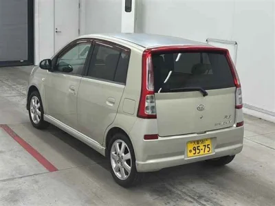 Daihatsu Mira