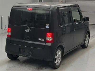 Daihatsu MOVE CONTE