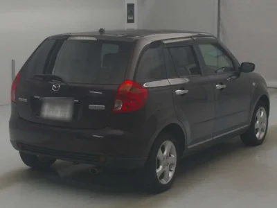 Mazda Verisa
