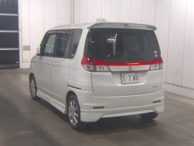Suzuki Solio