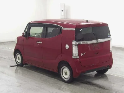 Honda N-Box Slash