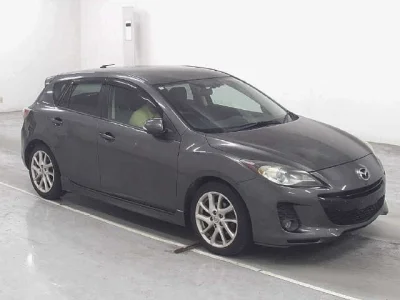 Mazda Axela