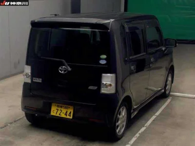 Toyota Pixis Space