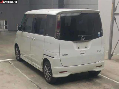 Nissan ROOX