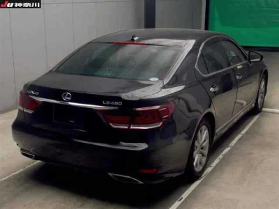 Lexus LS460L