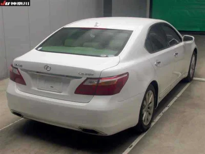 Lexus LS460L