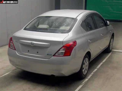 Nissan Tiida Latio