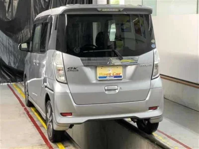 Mitsubishi eK X Space
