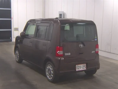 Toyota Pixis Space