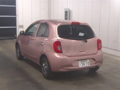 Nissan March