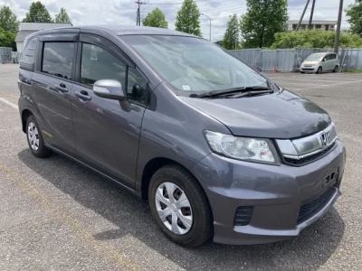 Honda Freed Spike