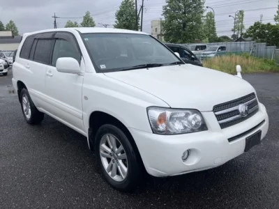 Toyota Kluger V
