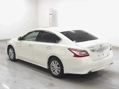 Nissan TEANA