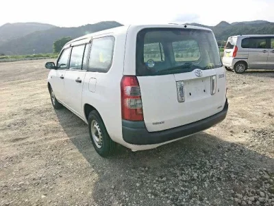 Toyota Succeed