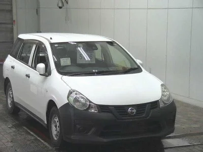 Nissan AD