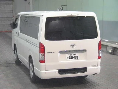 Toyota HiAce Van