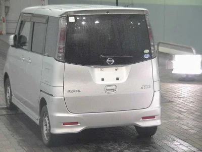 Nissan ROOX