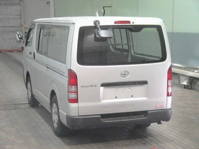 Toyota RegiusAce