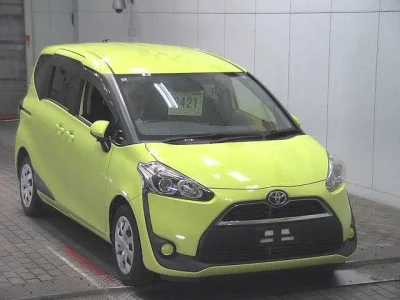 Toyota Sienta