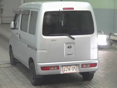 Toyota Pixis Van