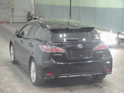 Lexus CT200h