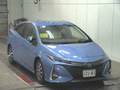 Toyota Prius PHV