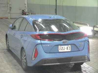 Toyota Prius PHV