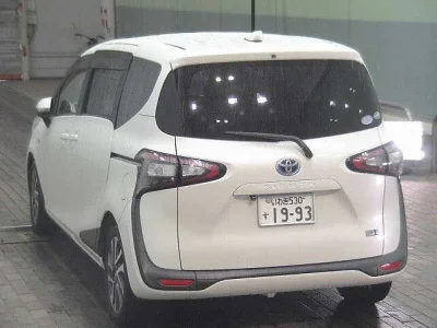 Toyota Sienta