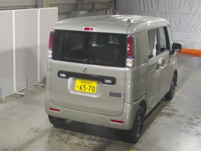 Suzuki SPACIA BASE