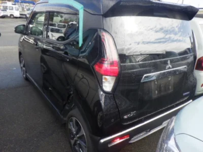 Mitsubishi eK X