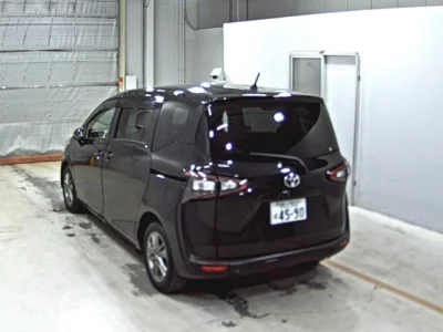 Toyota Sienta