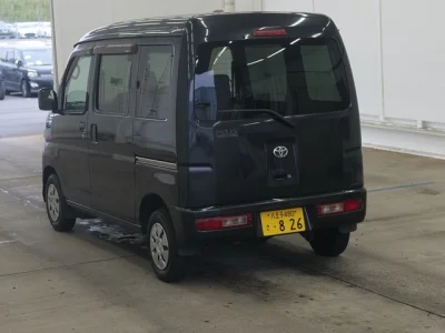 Toyota Pixis Van