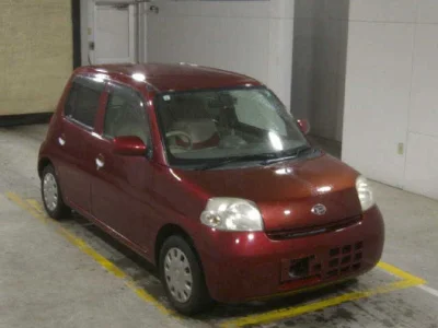 Daihatsu Esse