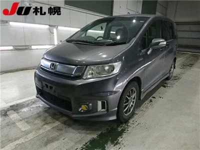 Honda Freed Spike