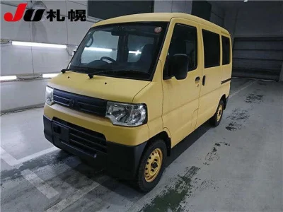 Mitsubishi Minicab Van