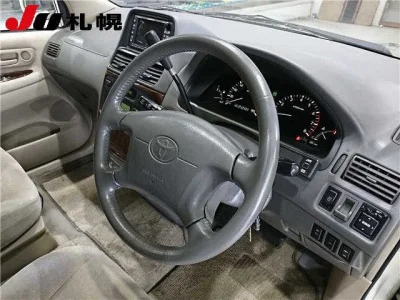 Toyota Ipsum