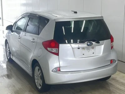 Subaru TREZIA