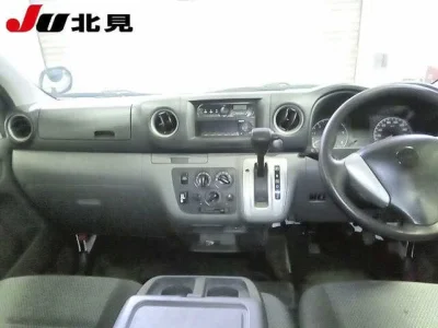 Isuzu Como