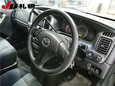 Mazda Tribute