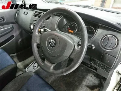 Suzuki Cervo